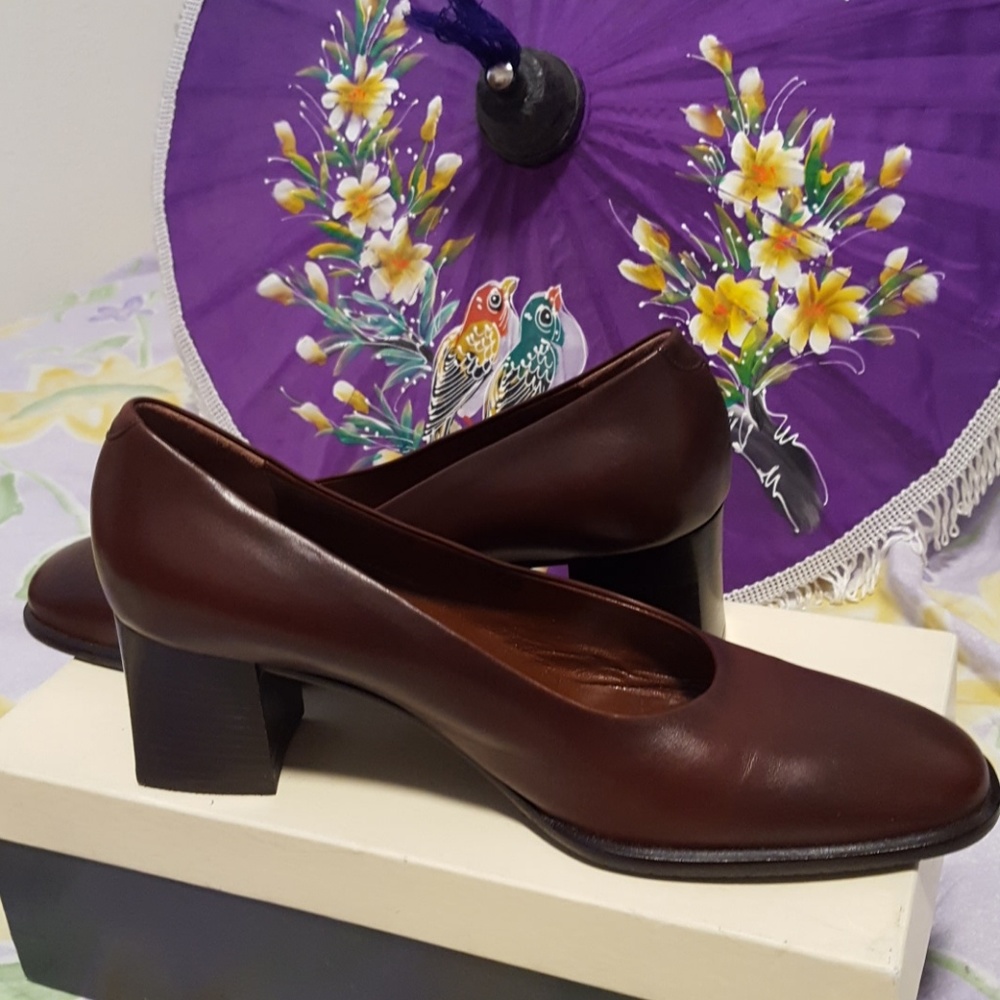 shoes - Picture 4 of 4